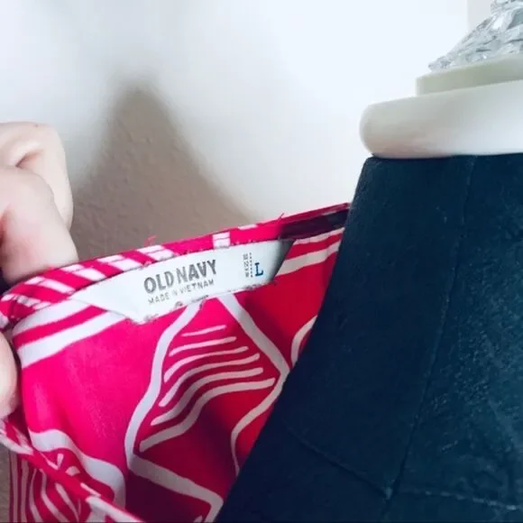 𝅺old Navy Deep Coral Patterned Faux Wrap Dress - Picture 3 of 7